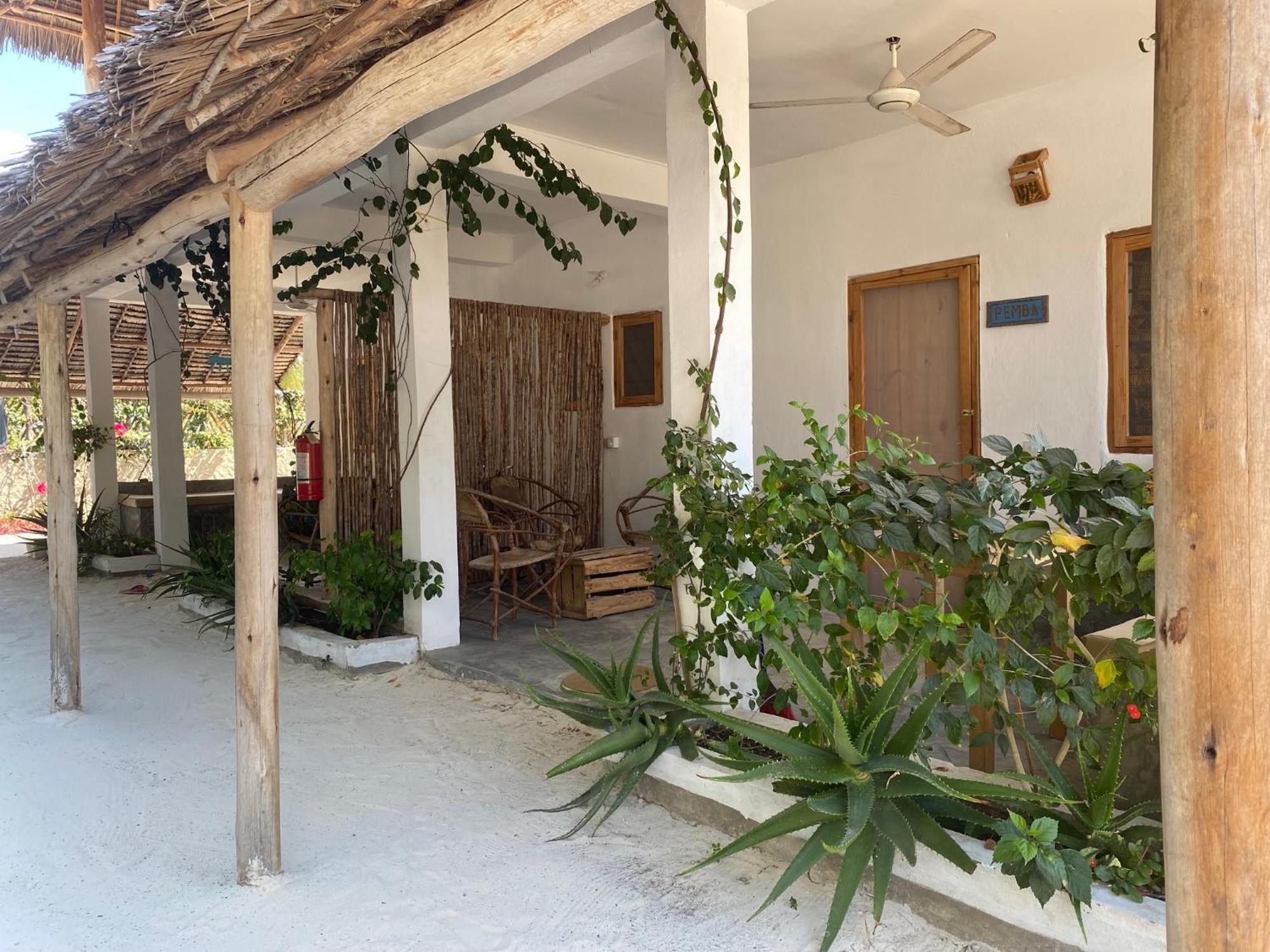 Bondeni Beach House Jambiani  Exterior photo